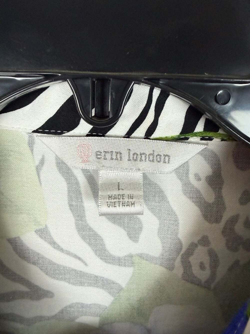 Erin London Animal Print Tropical Floral Button Front Jacket Blouse Size L - Picture 4 of 6